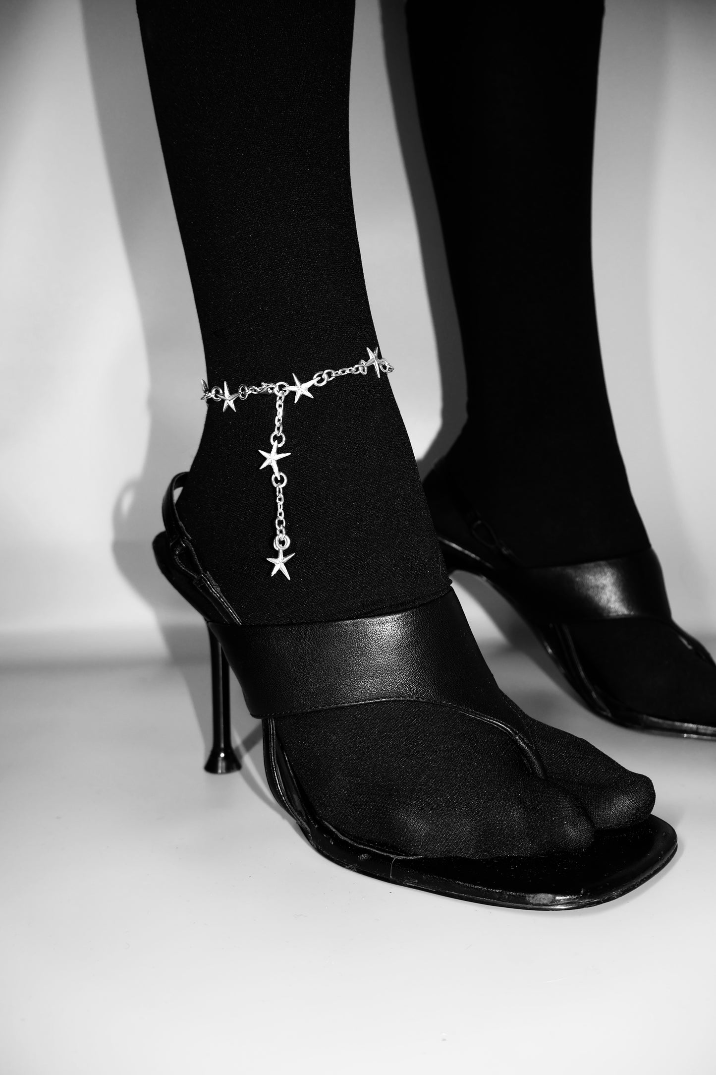 The All-over Signature Starfish Anklet